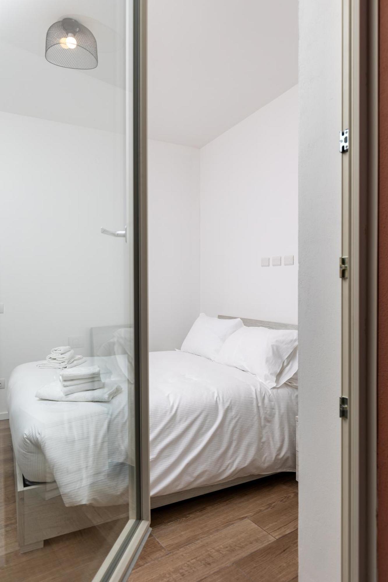 Piazza Del Lago Suites Menaggio Eksteriør billede