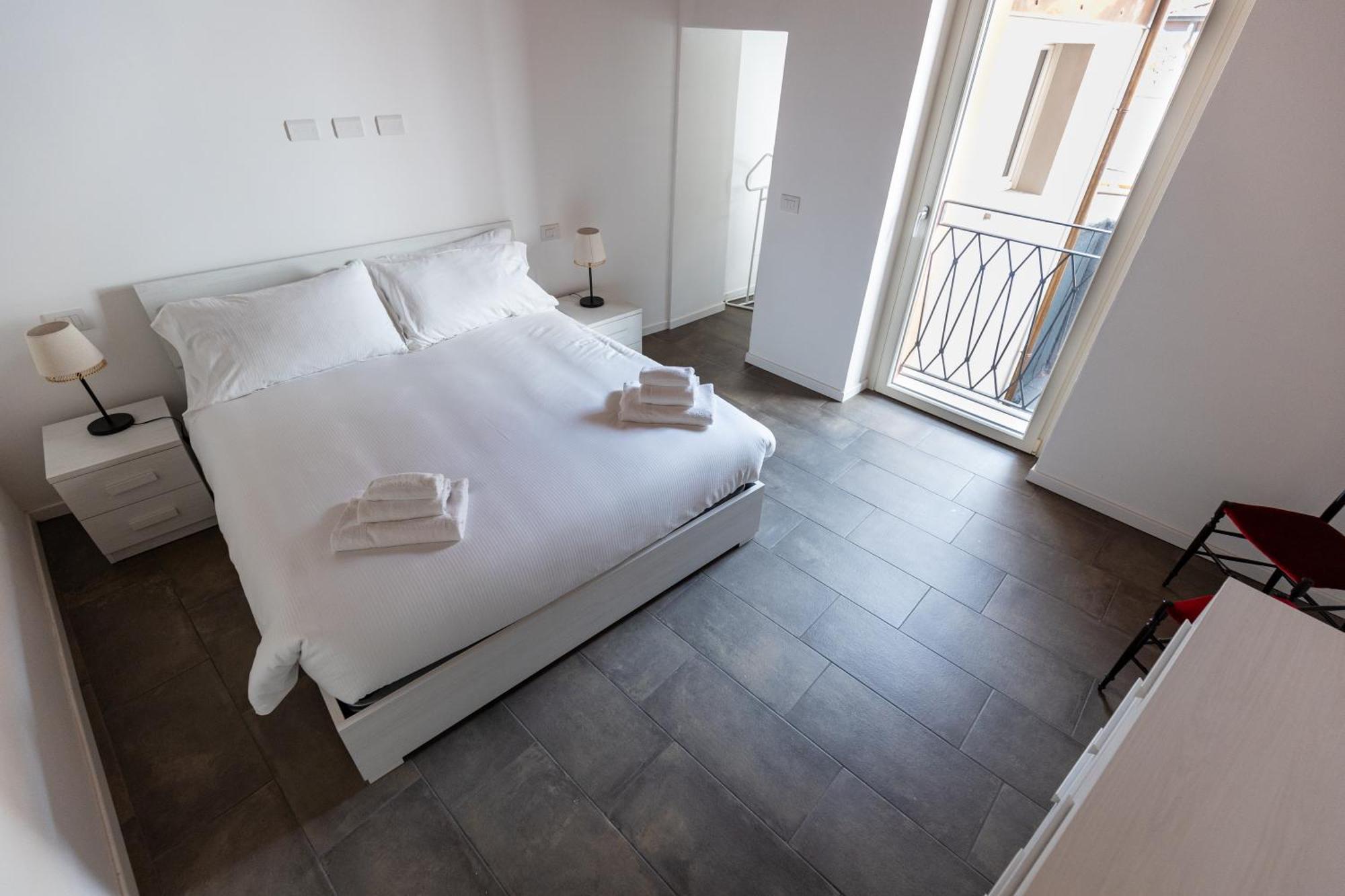 Piazza Del Lago Suites Menaggio Eksteriør billede