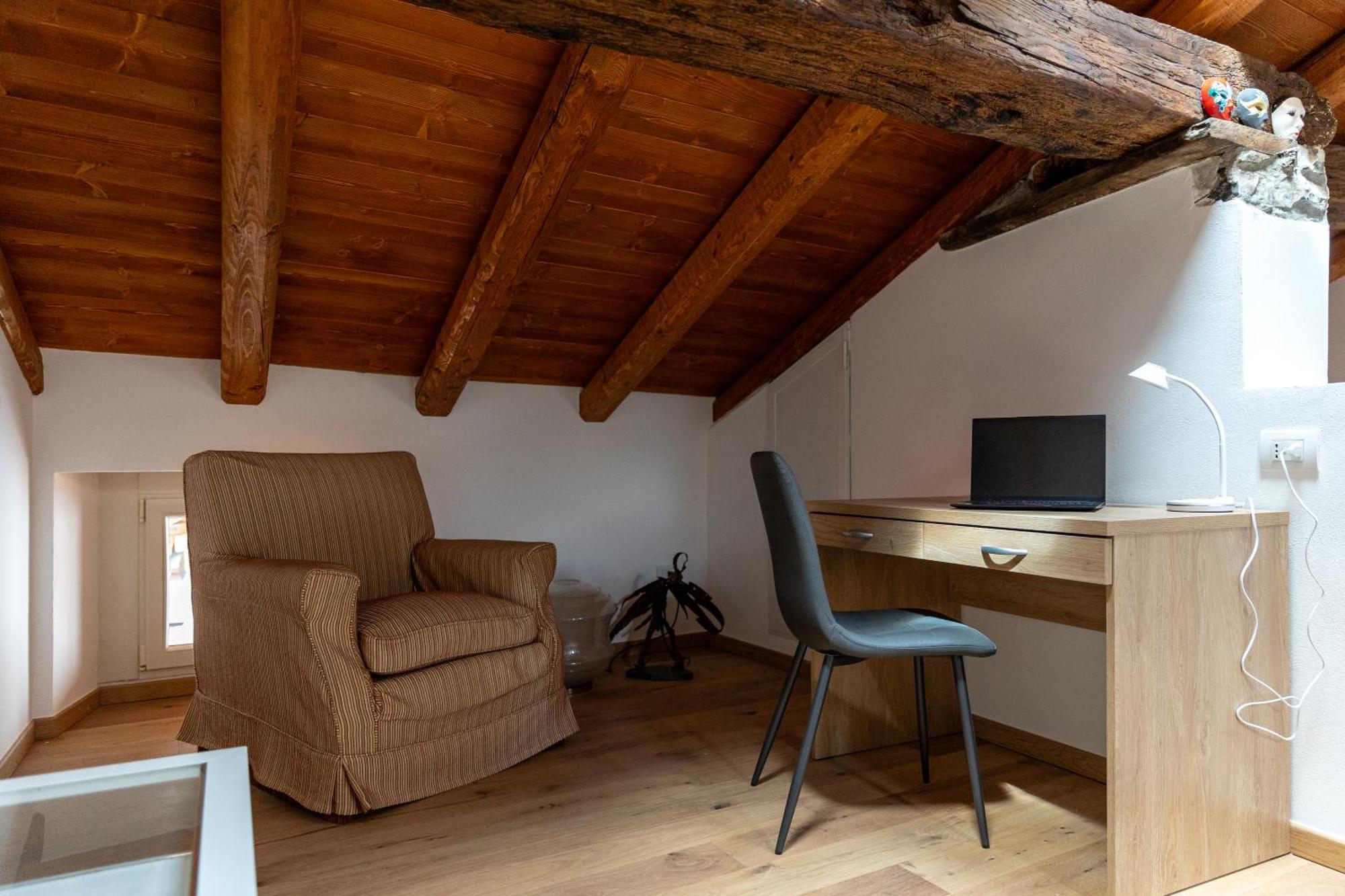 Piazza Del Lago Suites Menaggio Eksteriør billede