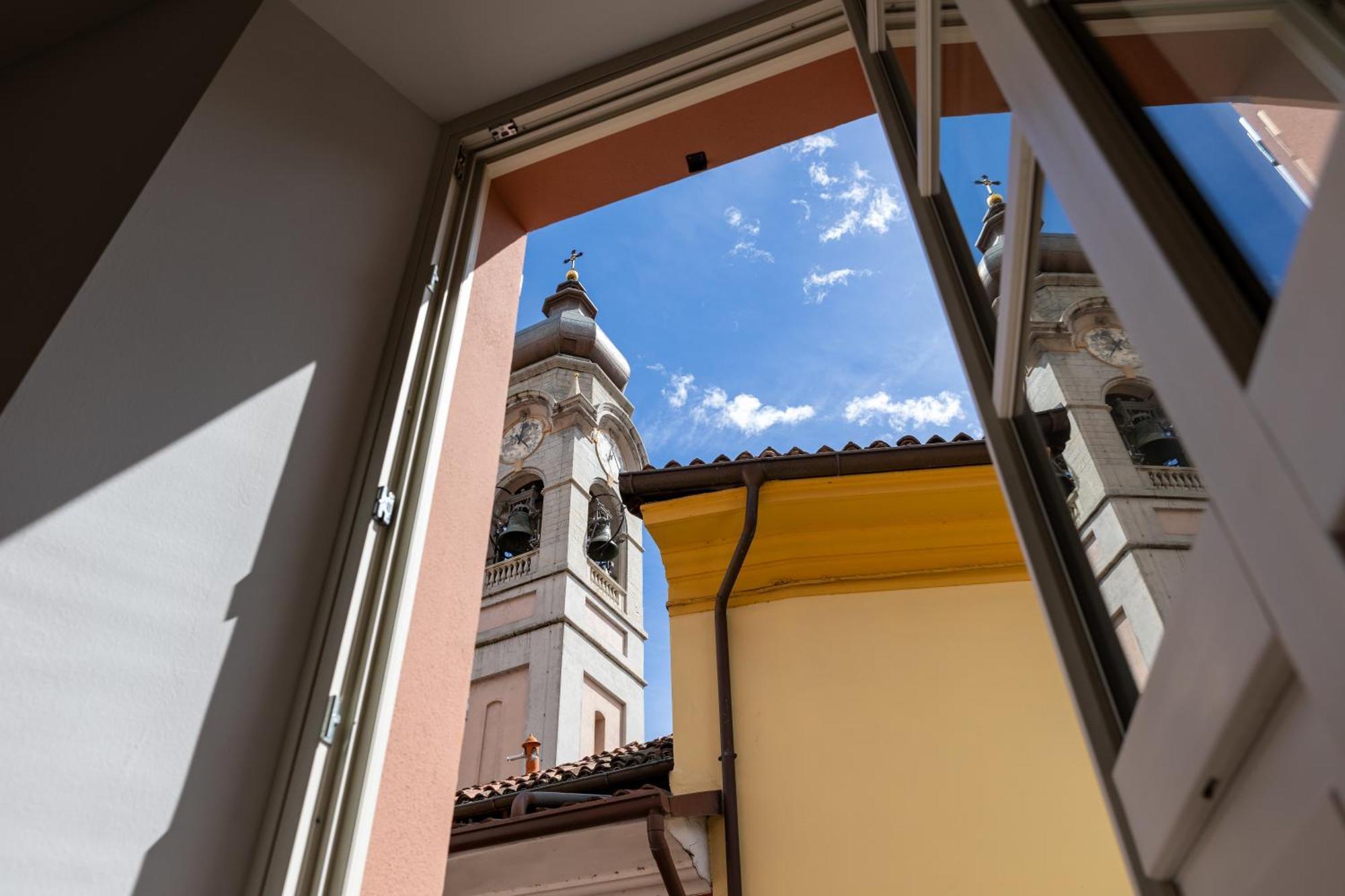 Piazza Del Lago Suites Menaggio Eksteriør billede