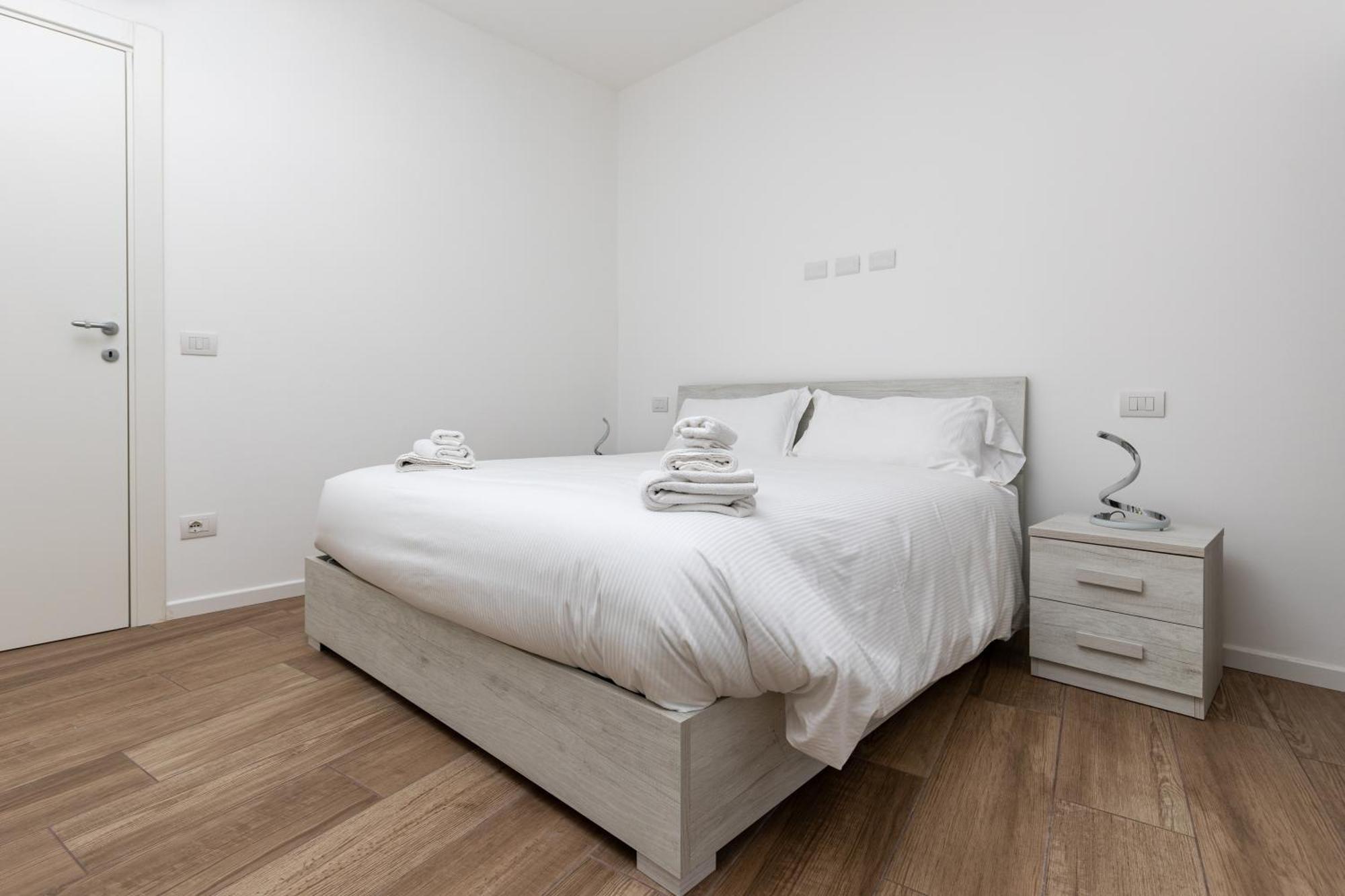 Piazza Del Lago Suites Menaggio Eksteriør billede